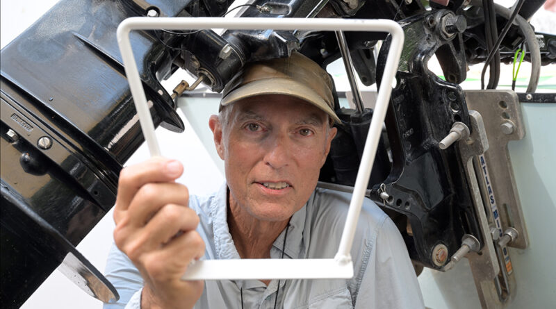 transom saver for small motors