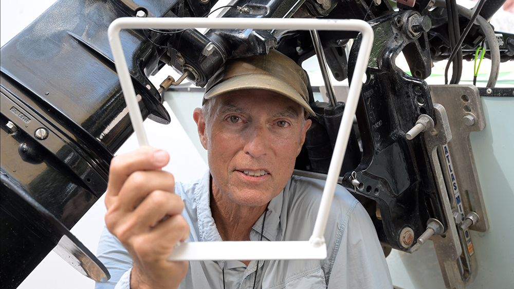 transom saver for small motors